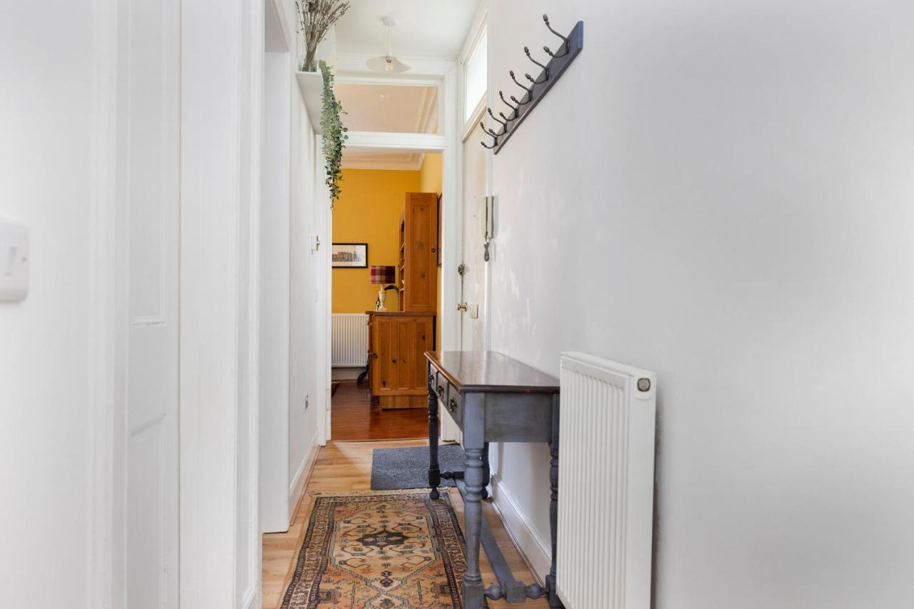 Edinburgh Holyrood Park Views Apartment Edimburgo Exterior foto