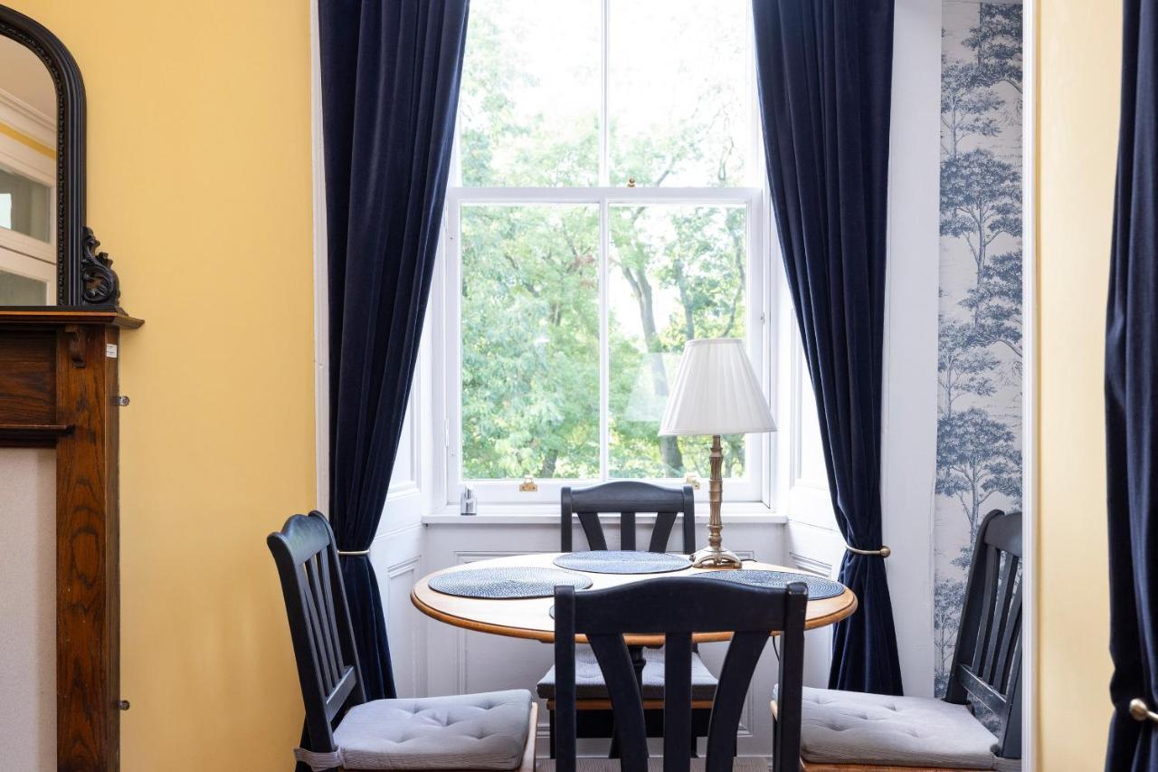 Edinburgh Holyrood Park Views Apartment Edimburgo Exterior foto